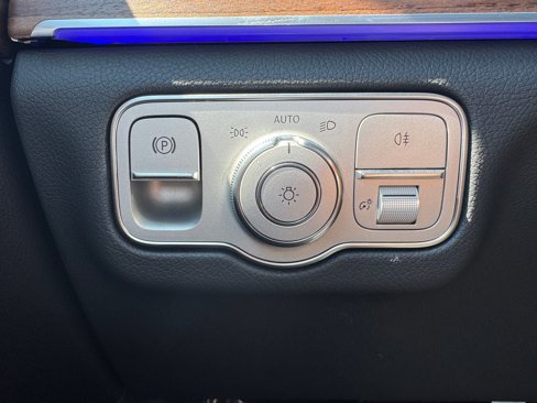 New 2026 Mercedes-Benz GLS 450 4MATIC image 8
