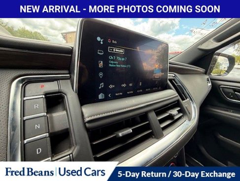 Used 2023 Chevrolet Tahoe Premier w/ Advanced Technology Package image 40