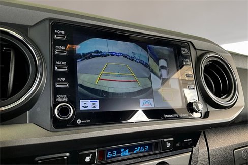 Used 2022 Toyota Tacoma TRD Off-Road image 21