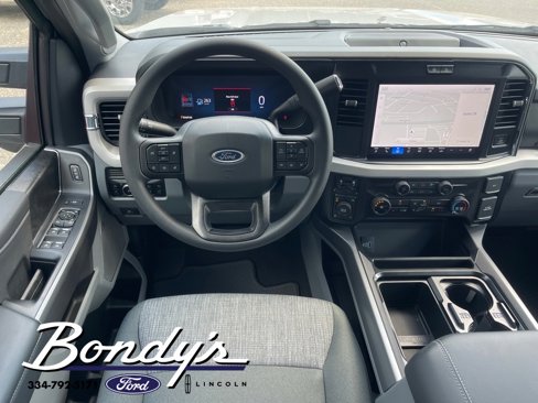 New 2026 Ford F250 4x4 Crew Cab Super Duty image 3