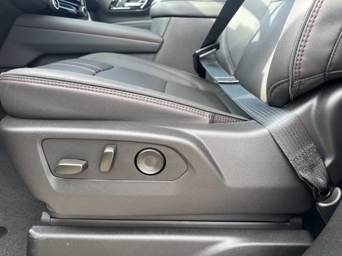 New 2026 Chevrolet Suburban RST w/ Comfort Package image 16