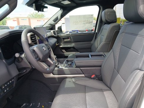 New 2025 Toyota Tundra Limited image 9