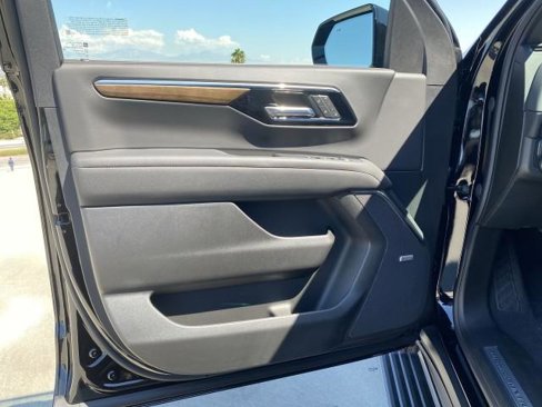 New 2026 Chevrolet Suburban High Country w/ LPO, Get Active Package image 23