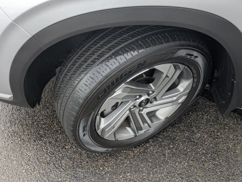 Used 2022 Hyundai Santa Fe SEL w/ Convenience + Premium Package image 9
