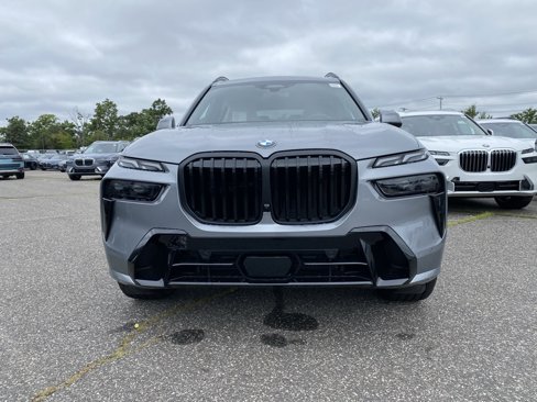 New 2026 BMW X7 xDrive40i w/ Executive Package image 2