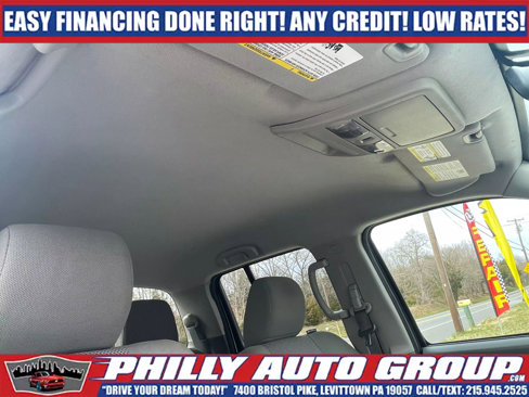 Used 2019 Nissan Frontier SV image 14