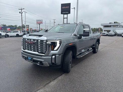 New 2025 GMC Sierra 2500 Denali w/ Denali Reserve Package image 3
