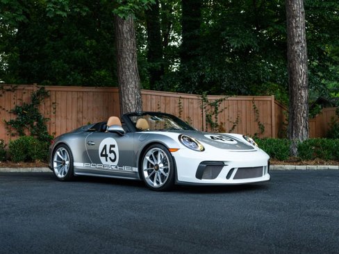 Used 2019 Porsche 911 Speedster image 3