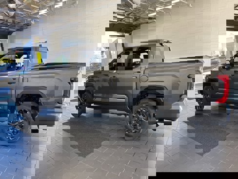 New 2026 Toyota Tundra Platinum image 5
