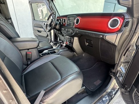 Used 2018 Jeep Wrangler Unlimited Rubicon image 21