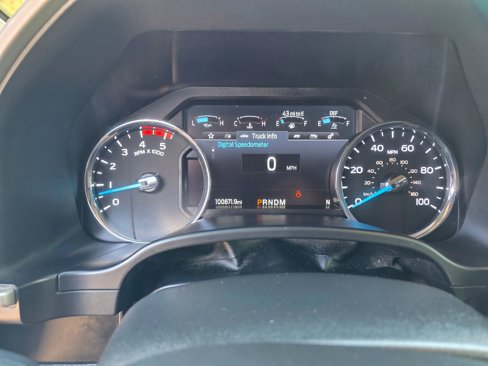 Used 2021 Ford F350 Lariat w/ Chrome Package image 12