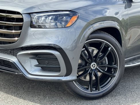New 2026 Mercedes-Benz GLS 450 4MATIC image 4