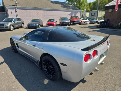 Used 2002 Chevrolet Corvette Coupe w/ Preferred Equipment Group2 image 5