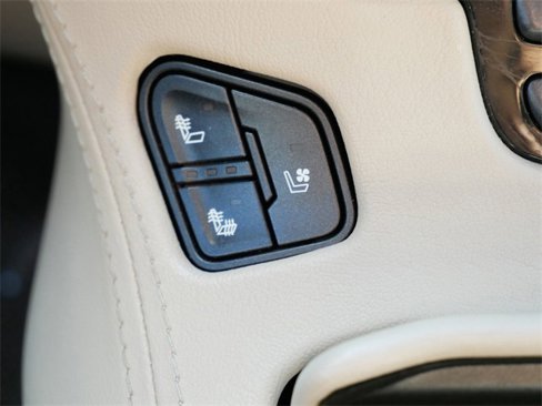 Used 2019 GMC Yukon Denali w/ Denali Ultimate Package image 22