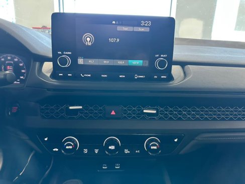 Used 2023 Honda Accord EX image 45