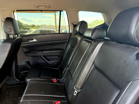 Used 2018 Volkswagen Atlas SE w/ R-Line Package image 49