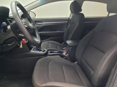 Used 2020 Hyundai Elantra SE w/ Cargo Package (C1) image 17