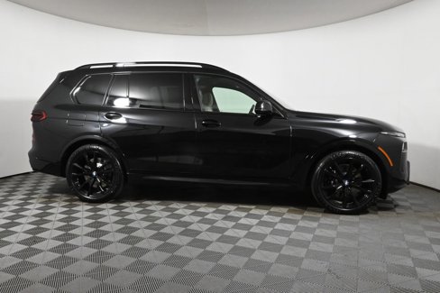 New 2026 BMW X7 M60i image 8