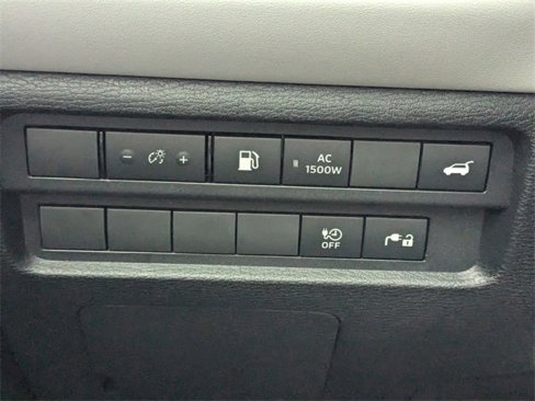 New 2025 Mitsubishi Outlander SEL image 15