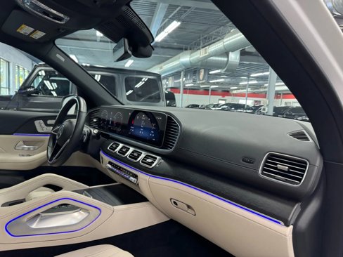 Used 2024 Mercedes-Benz GLE 350 4MATIC image 25
