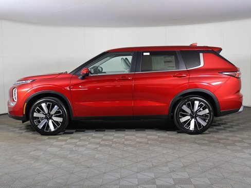 New 2025 Mitsubishi Outlander SE image 20
