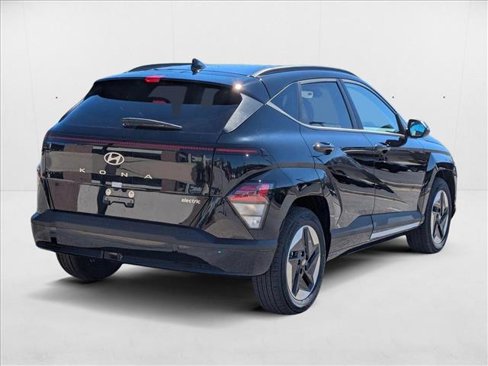 New 2025 Hyundai Kona SEL image 2