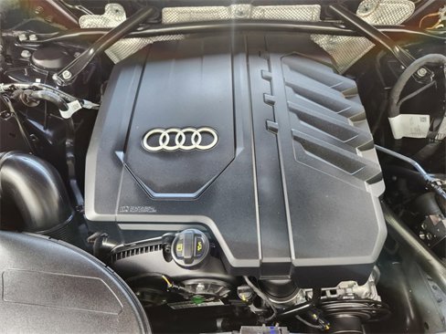 Used 2025 Audi Q5 2.0T Premium Plus w/ Premium Plus Package image 27
