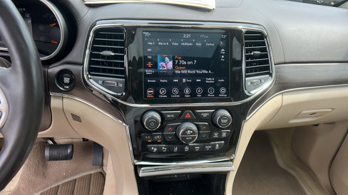 Used 2021 Jeep Grand Cherokee Overland image 31