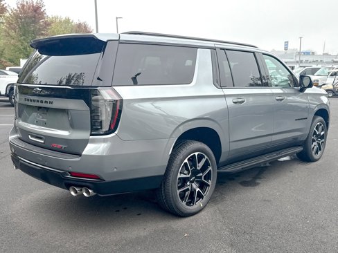 New 2026 Chevrolet Suburban RST image 7