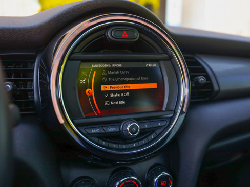 Used 2019 MINI Cooper 2-Door Hardtop image 16