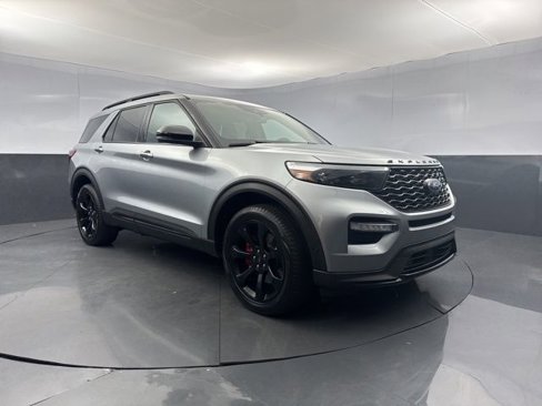 Used 2024 Ford Explorer ST w/ Technology Package image 7