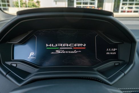 Used 2024 Lamborghini Huracan Sterrato image 47