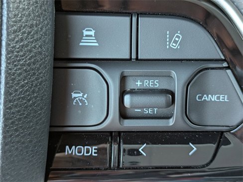 Used 2024 Toyota Sequoia Limited image 28