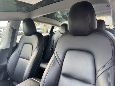 Used 2022 Tesla Model 3 Long Range image 4