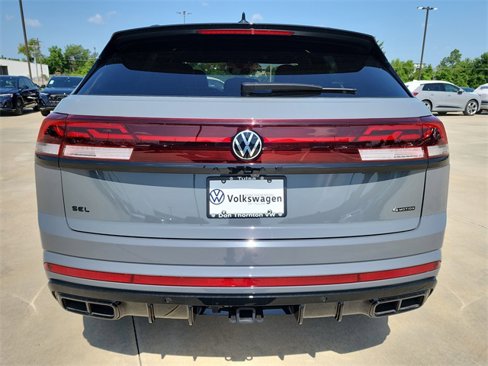 New 2025 Volkswagen Atlas Cross Sport SEL R-Line image 3