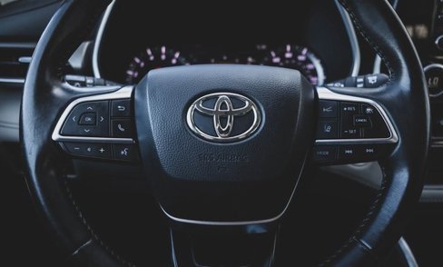 Used 2020 Toyota Highlander XLE image 13