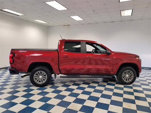 Used 2023 Chevrolet Colorado LT w/ LT Convenience Package image 10