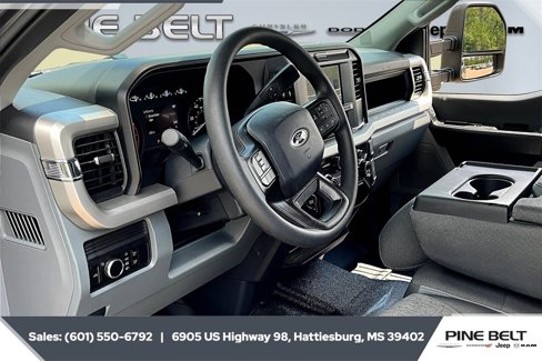 Used 2025 Ford F250 XL image 12