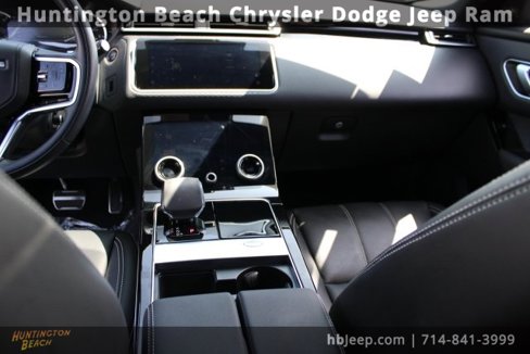 Used 2023 Land Rover Range Rover Velar R-Dynamic S image 21