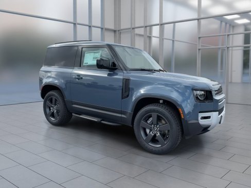 New 2025 Land Rover Defender 90 S image 2