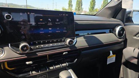 New 2025 Chevrolet Colorado Z71 w/ Midnight Edition image 22