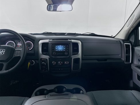 Used 2020 RAM 1500 Classic SLT image 21