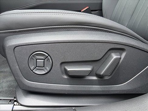 New 2025 Audi A6 Premium Plus image 14