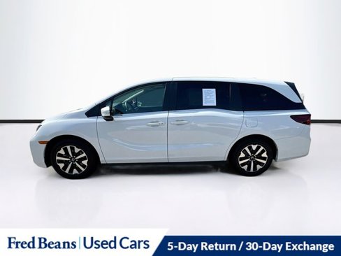 Certified 2025 Honda Odyssey EX-L image 4