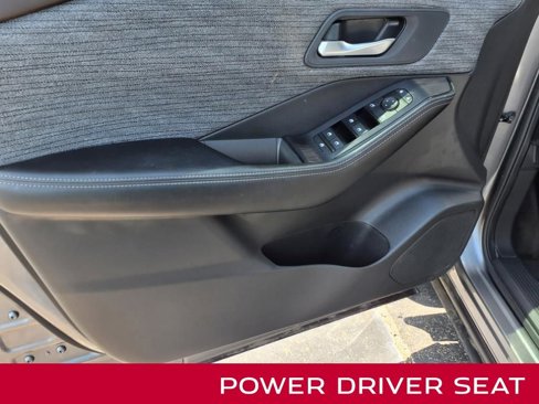 Certified 2023 Nissan Rogue SV image 12