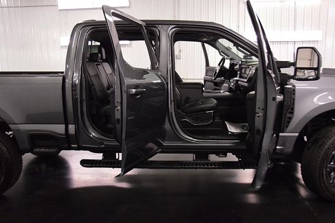 Used 2024 Ford F250 Lariat w/ Lariat Ultimate Package image 35