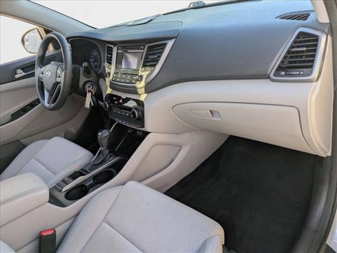 Used 2018 Hyundai Tucson SE image 20