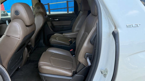 Used 2017 GMC Acadia Limited SLT image 10