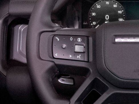 New 2025 Land Rover Defender 110 V8 image 15