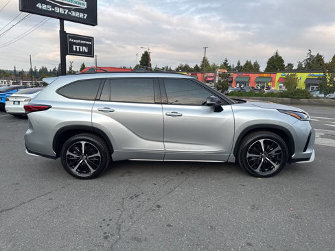 Used 2022 Toyota Highlander XSE image 15